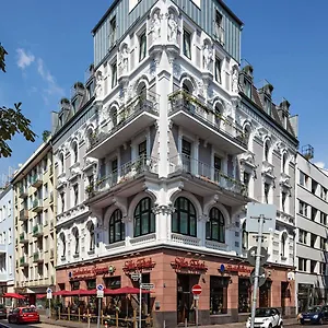 4* Hotel Burns Art