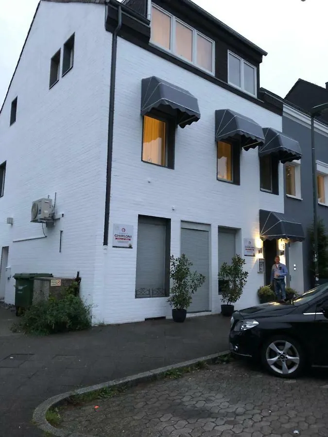 Pension Pagalies Dusseldorf Guest house